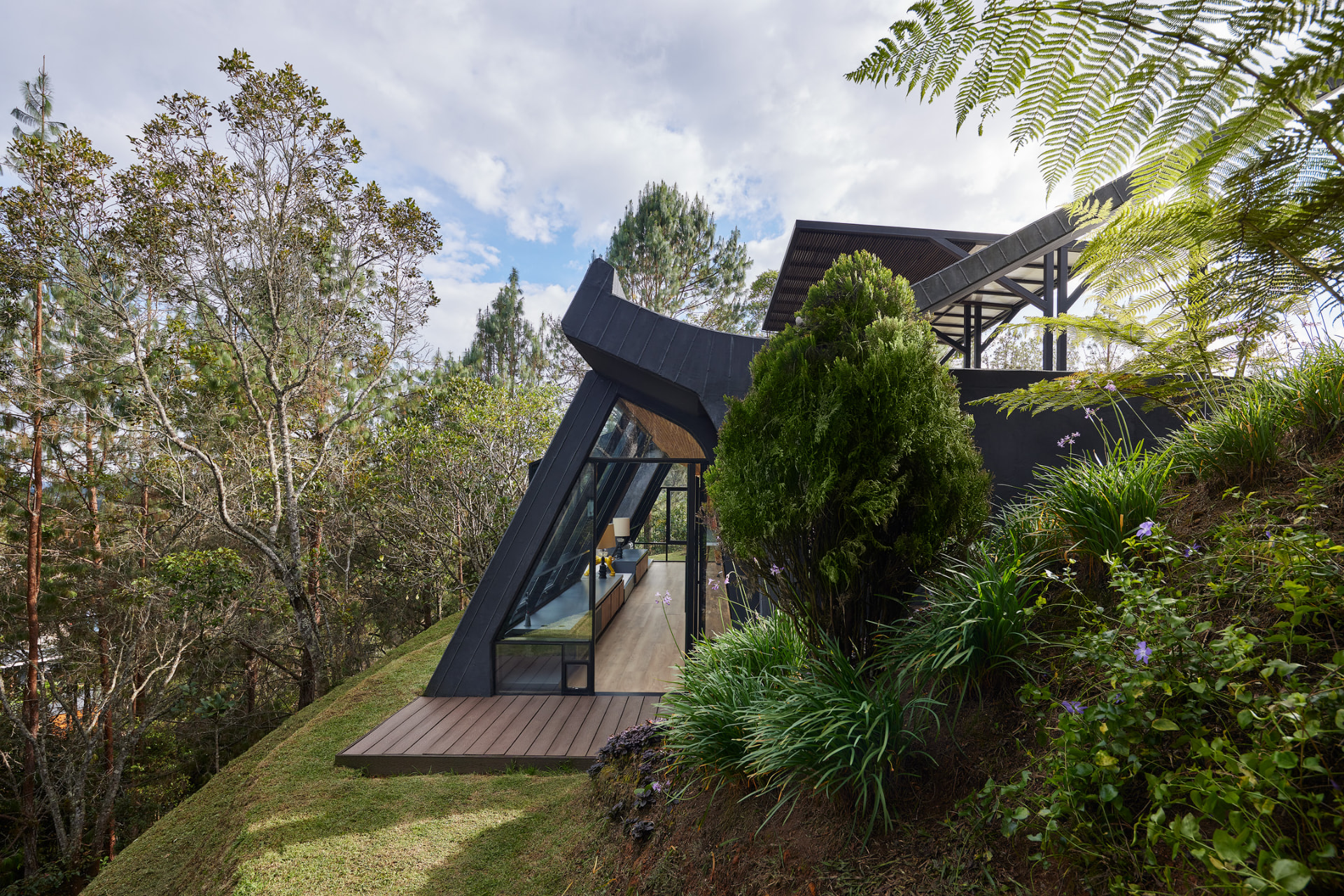 Vivienda de diseño integrada con el paisaje, proyecto Urbanium